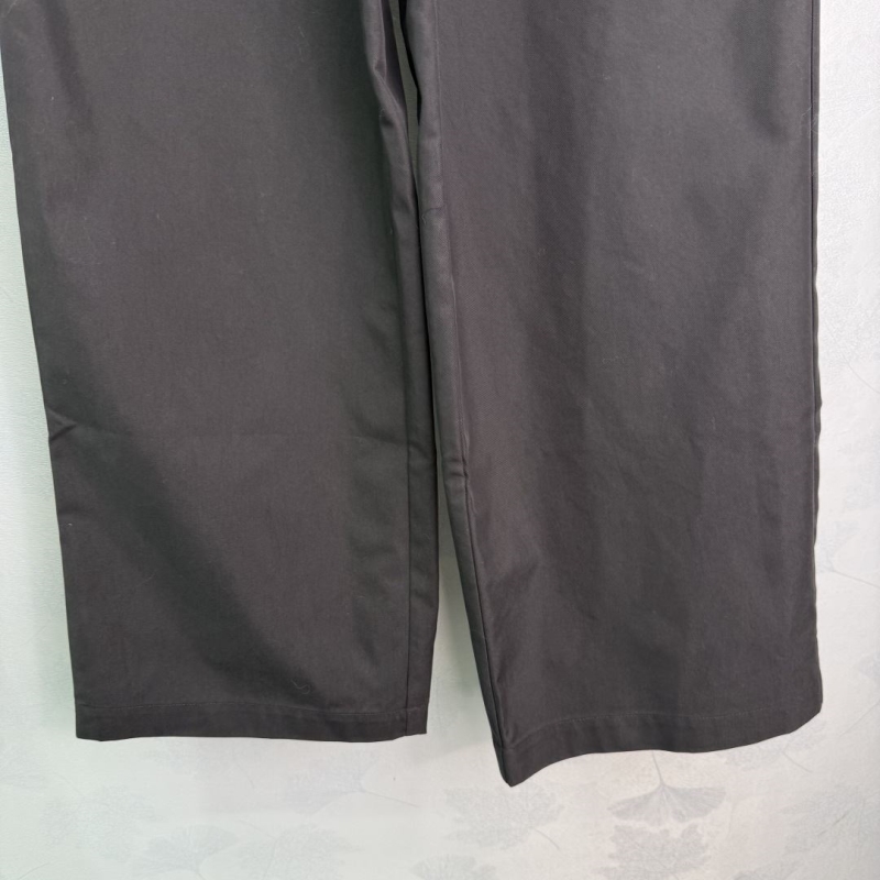 Pra*a long pants